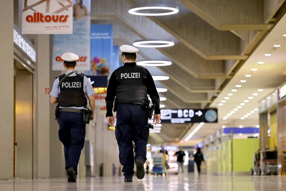 Flughafen Köln Polizei