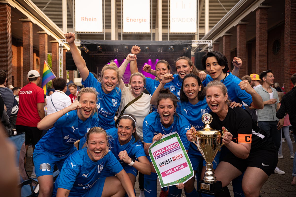 Frauen Sieger Come Together Cup