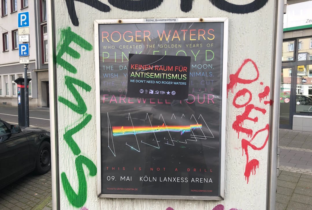 Konzert Plakat von Roger Waters mit Sticker 